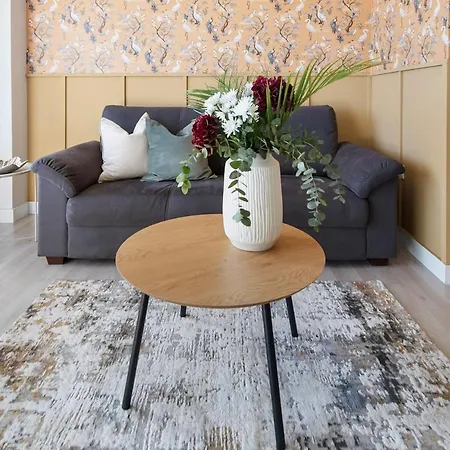 Cozy And Stylish Sea View Apartment, 150m * 푸엔히롤라